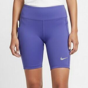 Nike Biker Shorts High-Waisted  Luxe Pockets Size Small